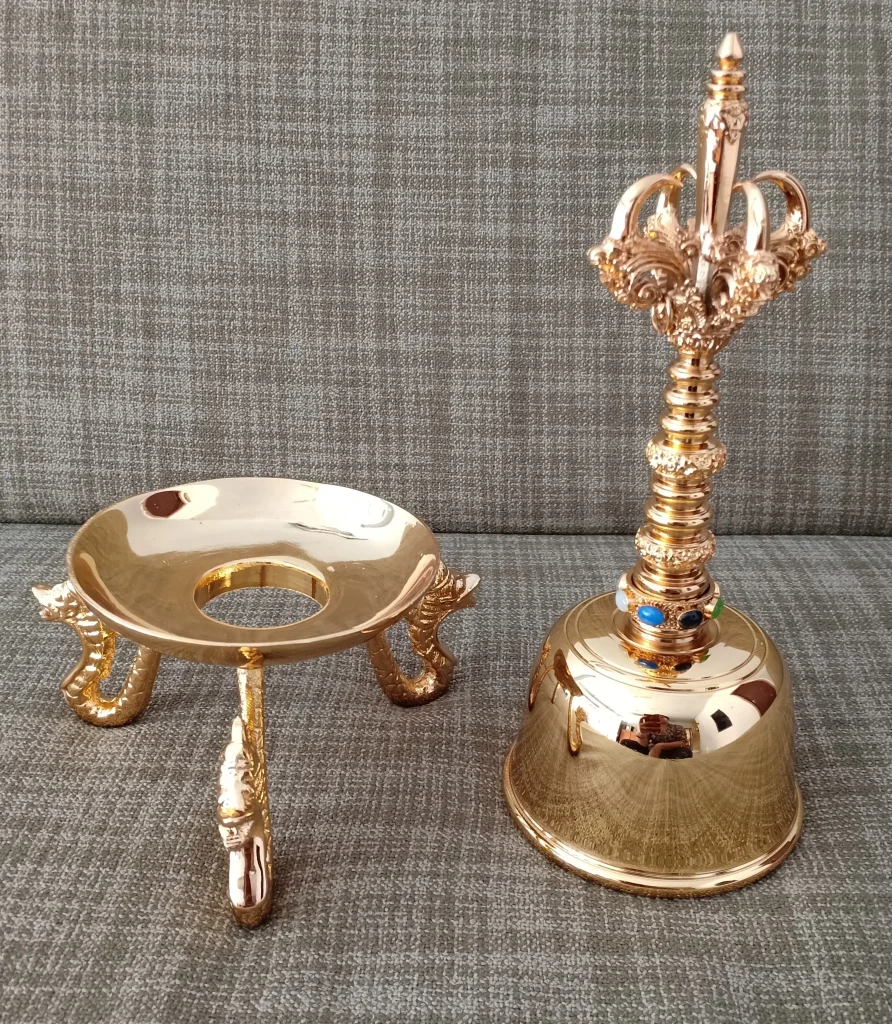 gold plated bajra or genta
