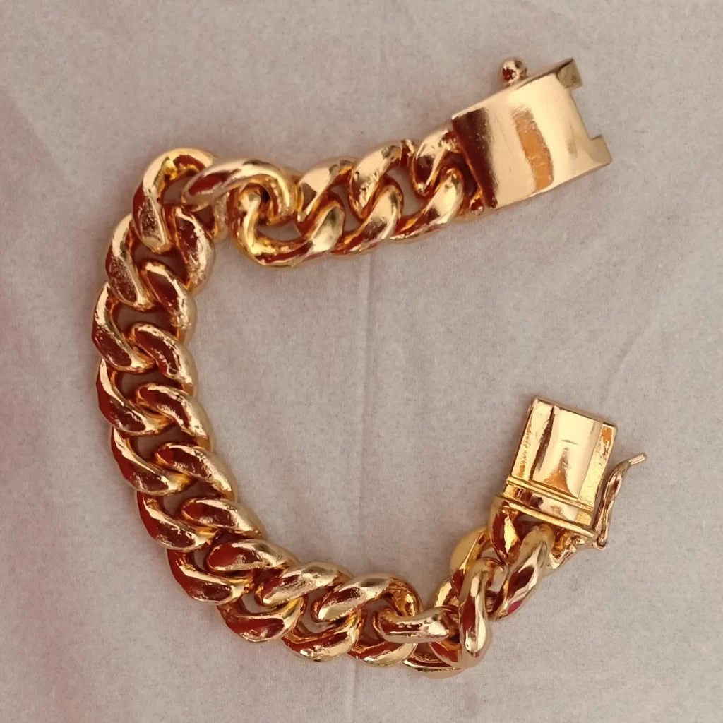 gold plated bracelet
